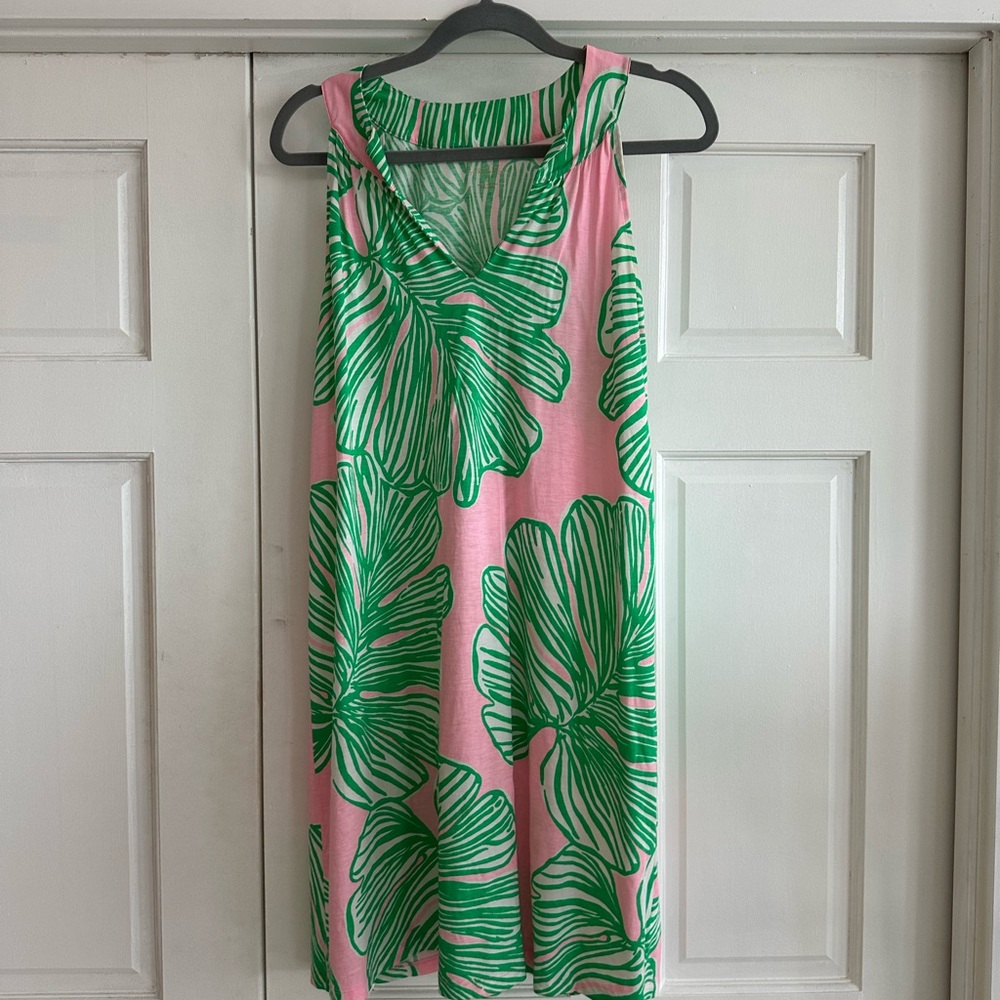 Lilly Pulitzer sleeveless sundress with V-neck for resort wear
